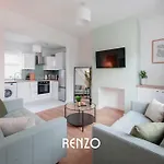 Cosy And Inviting 3-Bed Home In Derby By Renzo, Sleeps 6, Perfect For Contractors!