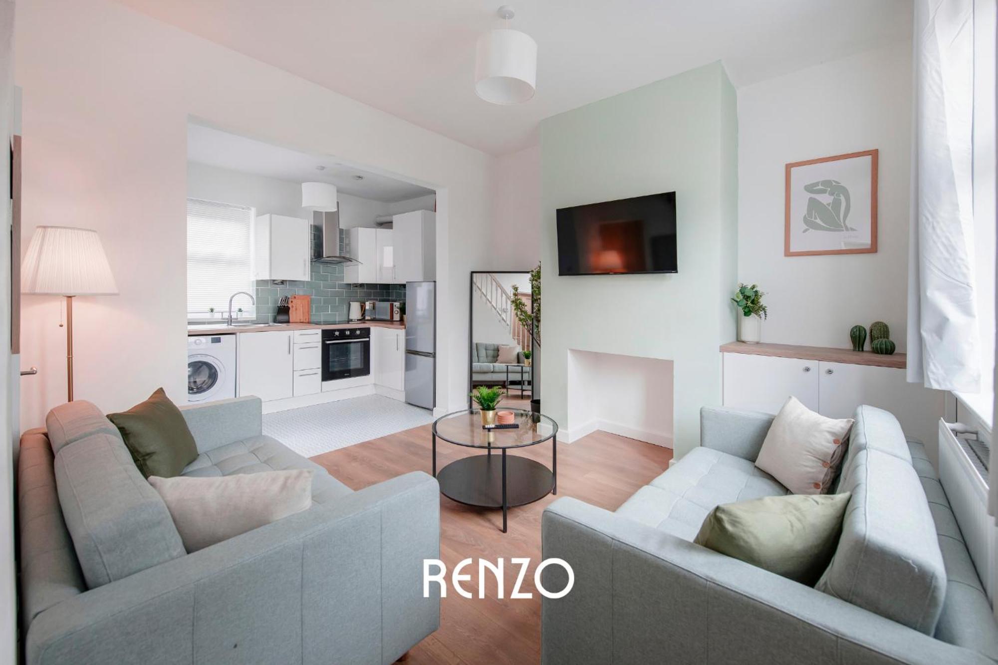 Apartment Cosy And Inviting 3-bed In By Renzo, Sleeps 6, Perfect For Contractors! *
