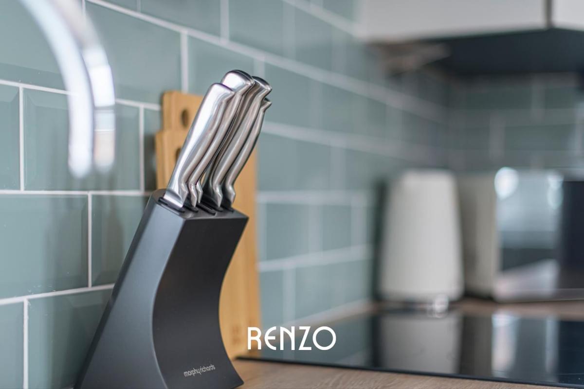 Cosy And Inviting 3-bed In By Renzo, Sleeps 6, Perfect For Contractors! Apartment Derby